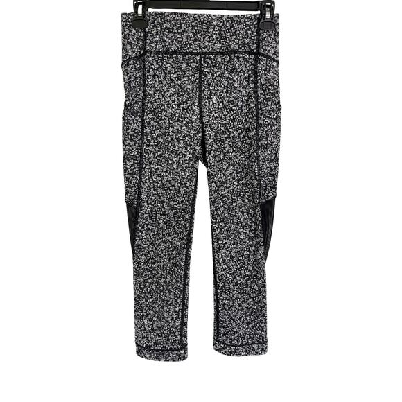 Lululemon Sole Training Mesh Crop Leggings 22" Daisy Dust Floral Black 6 - Picture 4 of 11